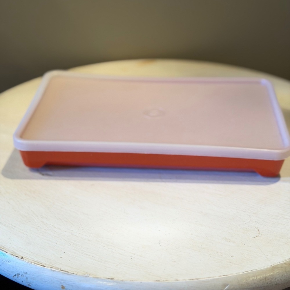 Tupperware Reusable Marinader‎ Container Rectangular Red Grid Design Lid